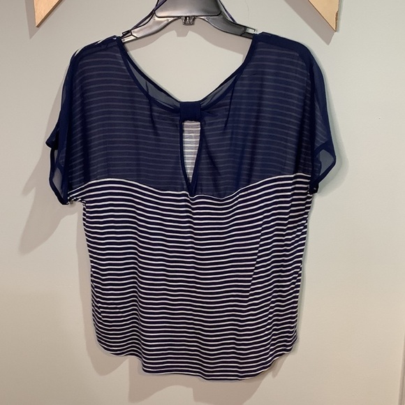 Lauren Conrad semi sheer back navy and white striped T-shirt size small - Picture 2 of 6